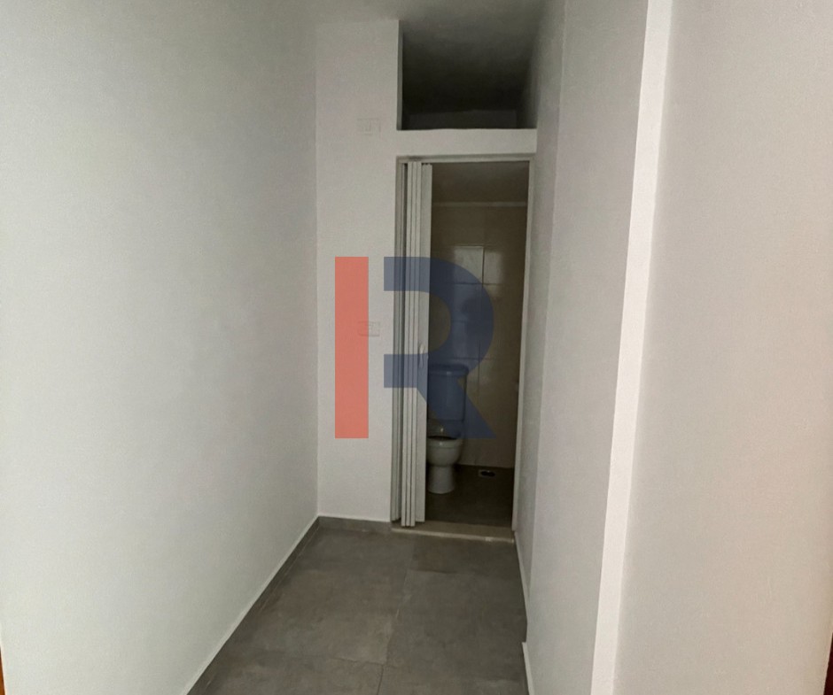 R9-3310 Apartment for Sale in Dam Wel Farez Tripoli – 180 m² + 100 m² Pergolaشقة للبيع في الضم والفرز طرابلس – 180 متر مربع + 100 متر مربع برغولا — Photo 12 of 13