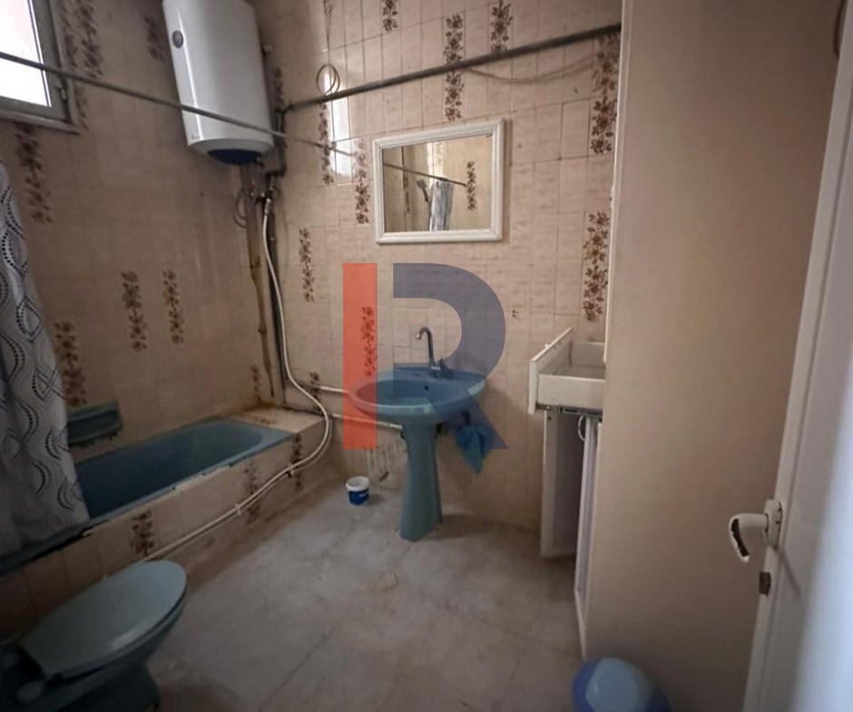 R9-3368 شقة للبيع في الكورنيش الميناء طرابلس – 125 متر مربع — الصورة 13 من 13