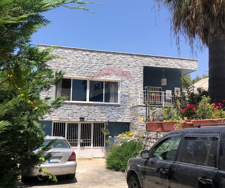 R9-3390 Villa for Sale in Jbeil – Obeidat | 900 m² Land فيلا للبيع في جبيل – عبيدات | أرض 900 م² — Photo 14 of 15