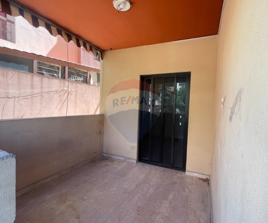 R9-3387 شقة للبيع في أبو سمرا – طرابلس — الصورة 2 من 10