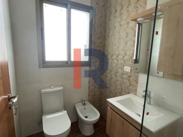 R9-3310 Apartment for Sale in Dam Wel Farez Tripoli – 180 m² + 100 m² Pergolaشقة للبيع في الضم والفرز طرابلس – 180 متر مربع + 100 متر مربع برغولا — Photo 2 of 13