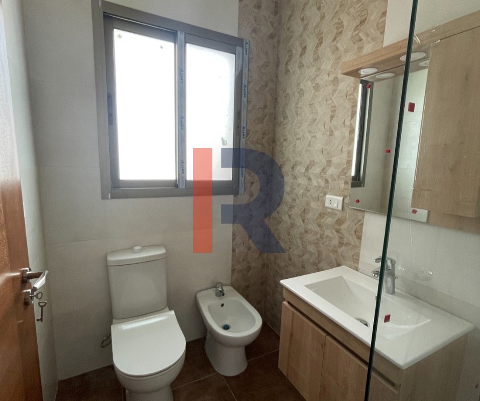 R9-3310 Apartment for Sale in Dam Wel Farez Tripoli – 180 m² + 100 m² Pergolaشقة للبيع في الضم والفرز طرابلس – 180 متر مربع + 100 متر مربع برغولا — Photo 2 of 13
