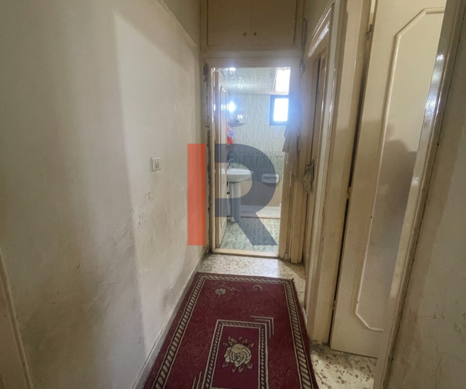 R9-3404 شقة للبيع في أبو سمرا – شارع الجنان — الصورة 2 من 13