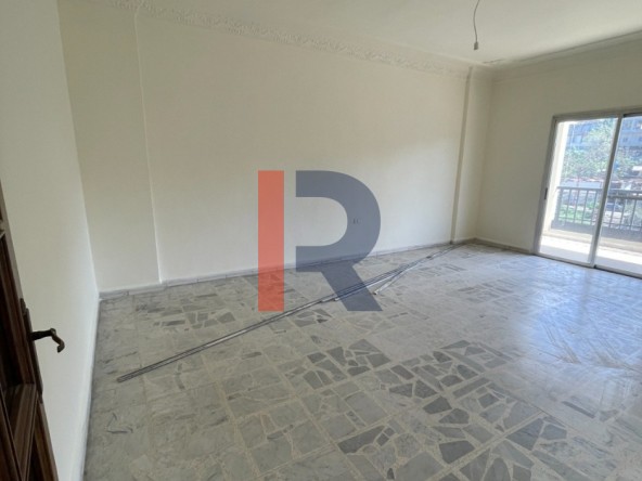 R9-3324 شقة للبيع في البداوي طرابلس – 160 متر مربع — الصورة 2 من 13