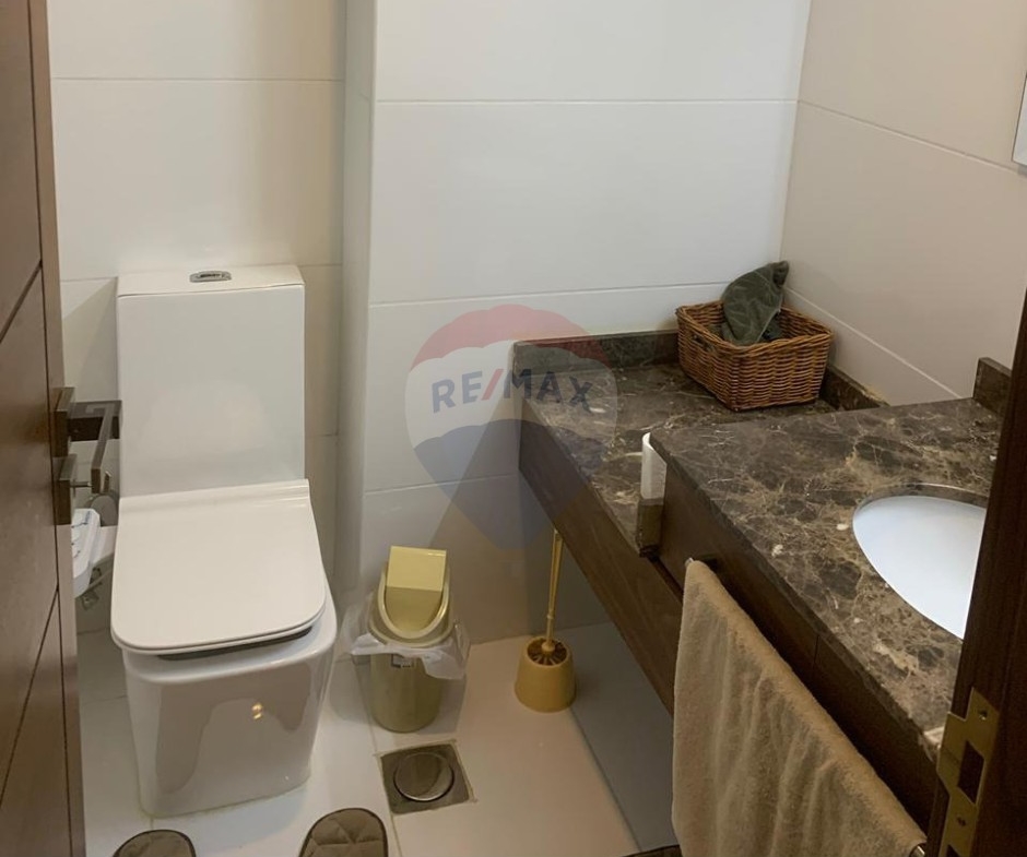 R9-3303Apartment for Sale in Dam Wel Farez Tripoli – 204 m² + 100 m² Pergolaشقة للبيع في الضم والفرز طرابلس – 204 متر مربع + 100 متر مربع برغولا — Photo 2 of 13