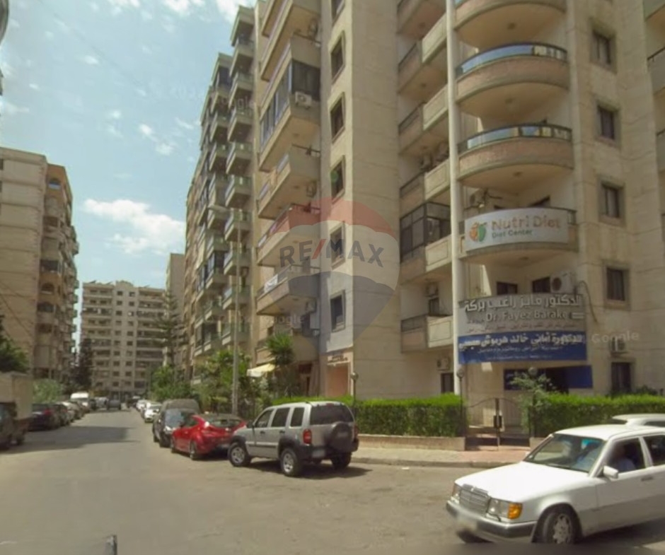 R9-3305 Office for Rent in Dam Wel Farez Tripoli – 45 m²مكتب للإيجار في الضم والفرز طرابلس – 45 متر مربع — Photo 2 of 2