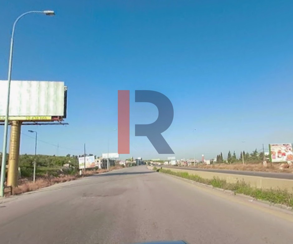 R9-3381 أرض للبيع في حريشة – أوتوستراد القلمون | 2,900 م² — الصورة 2 من 3