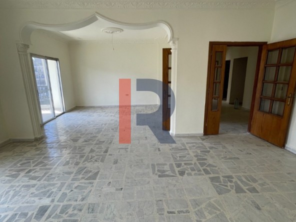 R9-3324 شقة للبيع في البداوي طرابلس – 160 متر مربع — الصورة 3 من 13