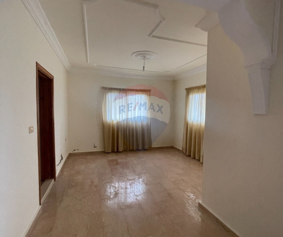 R9-3308 Apartment for Sale in Barsa Koura – 220 m²شقة للبيع في برسا الكورة – 220 متر مربع — Photo 3 of 15