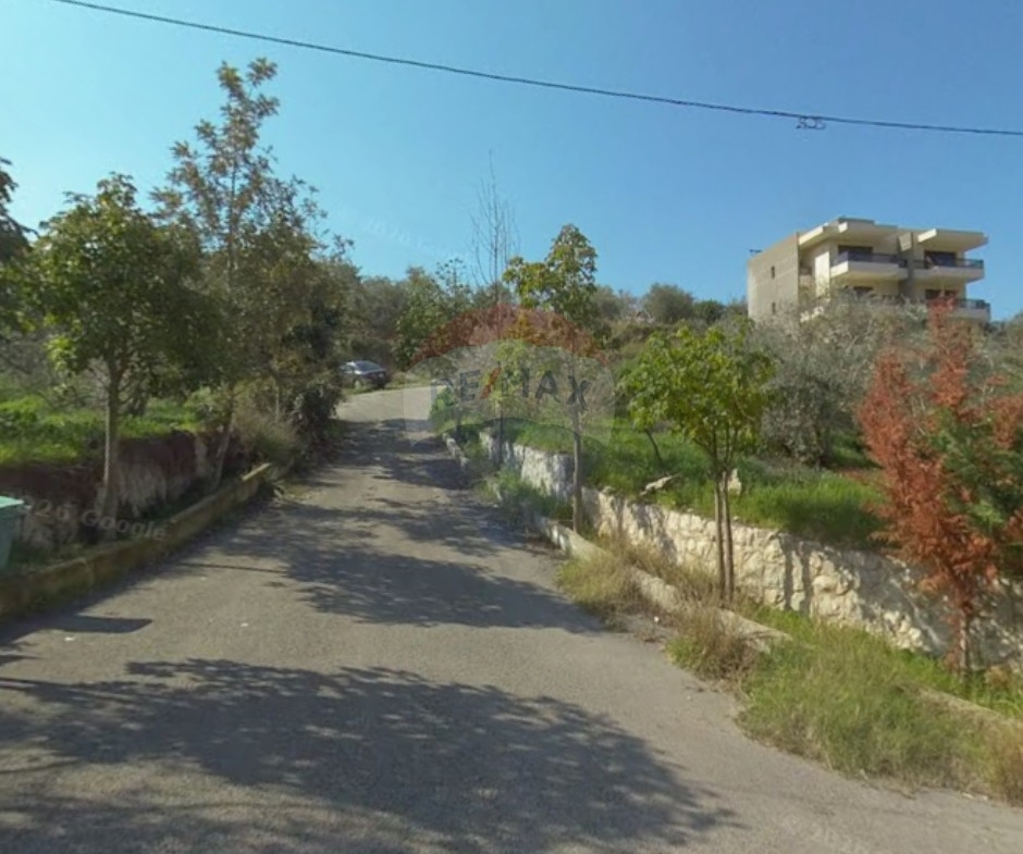 R9-3351 Land for Sale in Ein Al Dahab Akkar – 10,000 m²أرض للبيع في عين الذهب عكار – 10,000 متر مربع — Photo 2 of 3