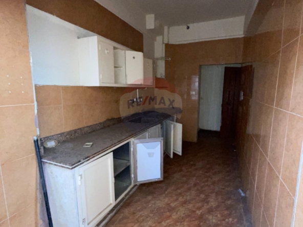 R9-3309 Apartment for Sale in Abou Samra Tripoli – Renovatedشقة للبيع في أبو سمرا طرابلس – مجددة — Photo 3 of 10