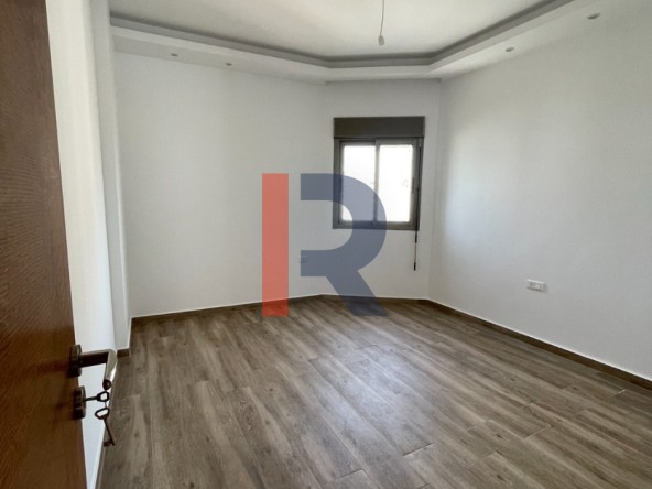 R9-3310 Apartment for Sale in Dam Wel Farez Tripoli – 180 m² + 100 m² Pergolaشقة للبيع في الضم والفرز طرابلس – 180 متر مربع + 100 متر مربع برغولا — Photo 3 of 13