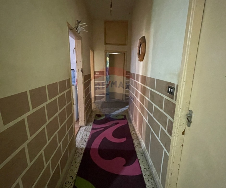 R9-3372شقة للبيع في جبل البداوي طرابلس – 160 متر مربع — الصورة 3 من 8
