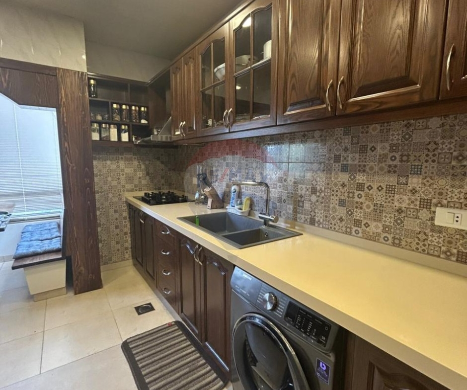 R9-3376 شقة للبيع في حبوب – جبيل | 160 م² — الصورة 3 من 15