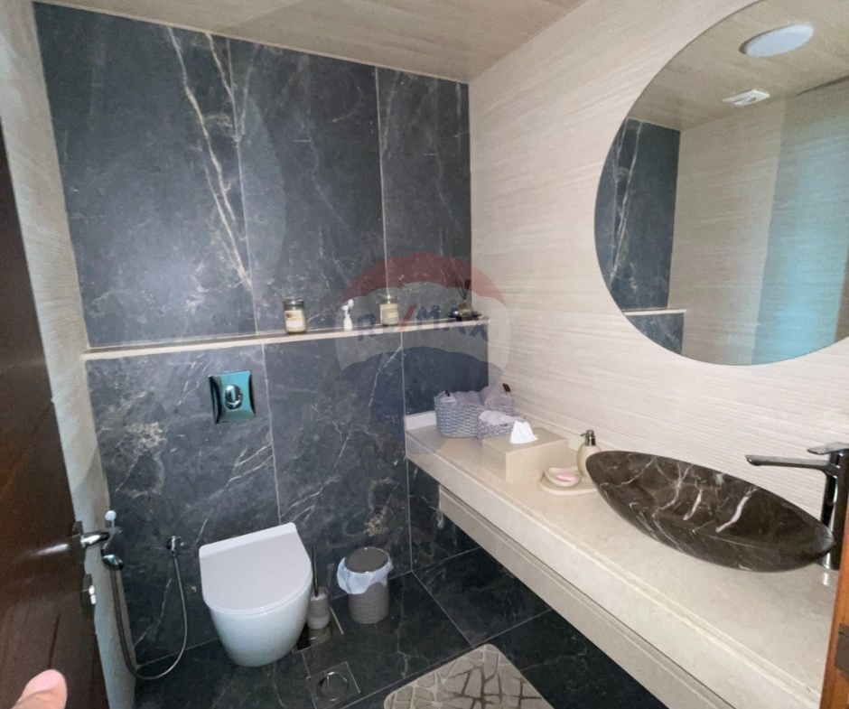 R9-3330 Apartment for Sale in Balamand Koura – 270 m²شقة للبيع في البلمند الكورة – 270 متر مربع — Photo 3 of 11