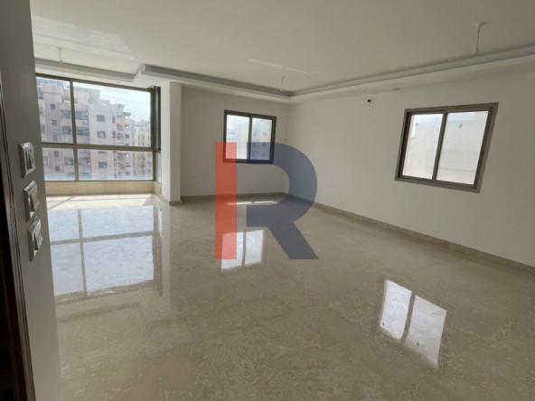 R9-3310 Apartment for Sale in Dam Wel Farez Tripoli – 180 m² + 100 m² Pergolaشقة للبيع في الضم والفرز طرابلس – 180 متر مربع + 100 متر مربع برغولا — Photo 4 of 13