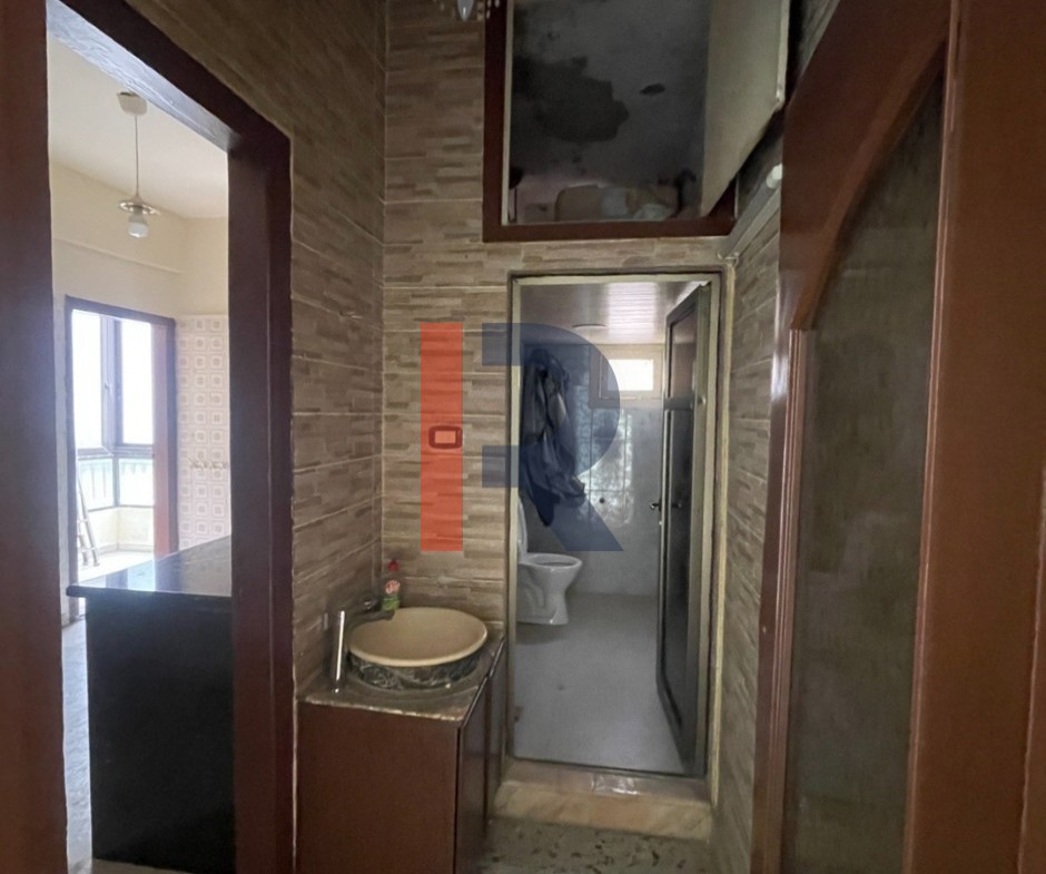 R9-3316 شقة للبيع في أبو سمرا مفرق البارود طرابلس — الصورة 4 من 12