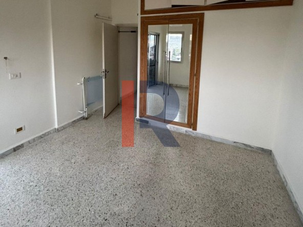 R9-3323 شقة للبيع في زغرتا – 180 متر مربع — الصورة 5 من 9