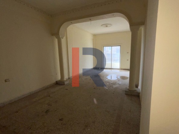 R9-3309 Apartment for Sale in Abou Samra Tripoli – Renovatedشقة للبيع في أبو سمرا طرابلس – مجددة — Photo 5 of 10