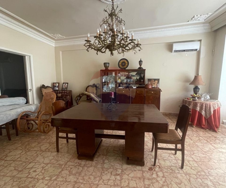 R9-3311 Apartment for Sale in Miten Street Tripoli – 400 m²شقة للبيع في شارع الميتين طرابلس – 400 متر مربع — Photo 7 of 14