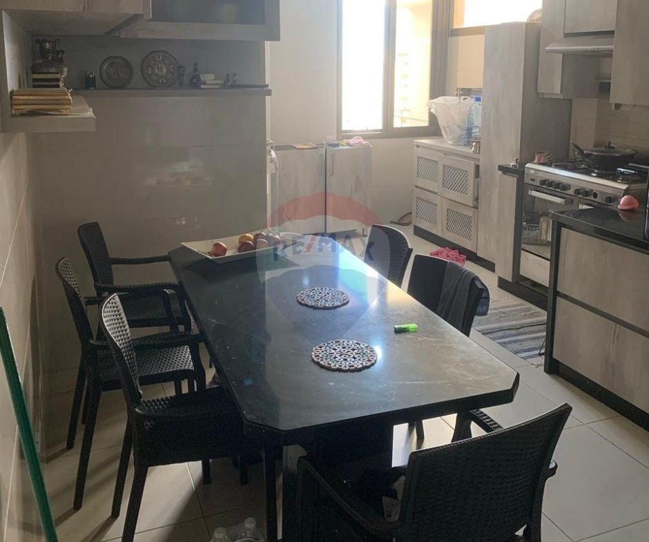 R9-3303Apartment for Sale in Dam Wel Farez Tripoli – 204 m² + 100 m² Pergolaشقة للبيع في الضم والفرز طرابلس – 204 متر مربع + 100 متر مربع برغولا — Photo 7 of 13