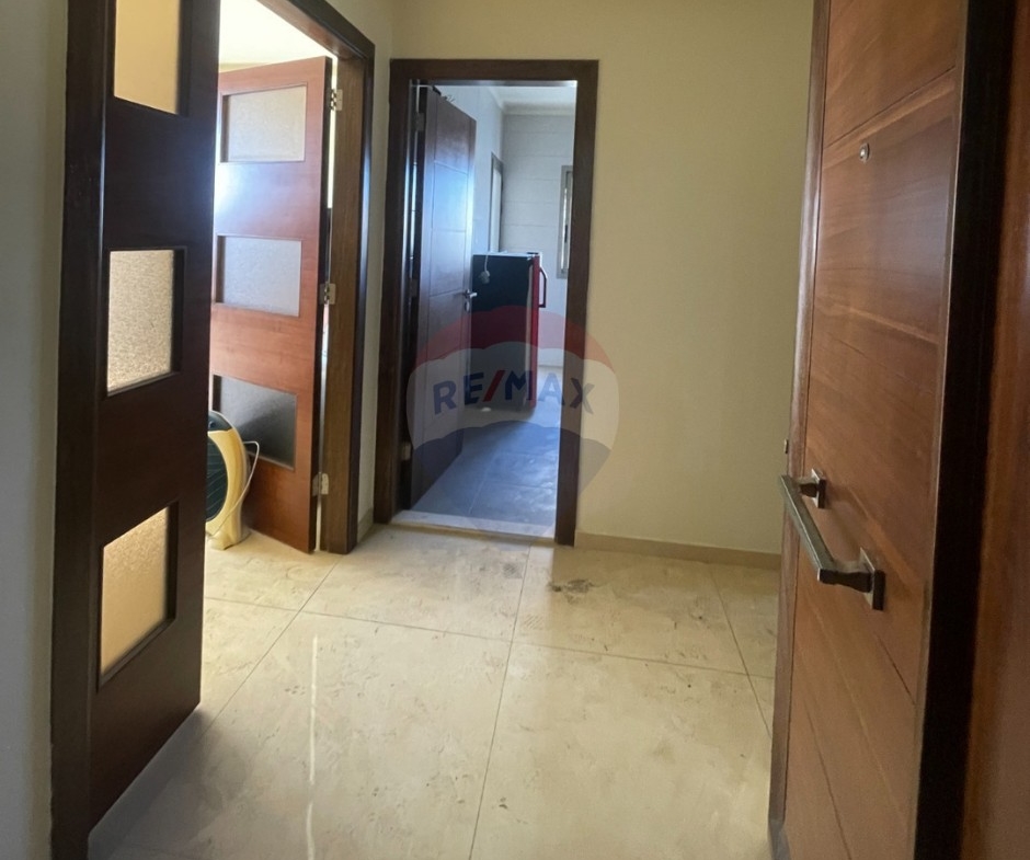 R9-3485 Apartment for Sale in Mina, Behind Ferry – 120 m²شقة للبيع في الميناء خلف الفيري – 120 م² — Photo 11 of 12