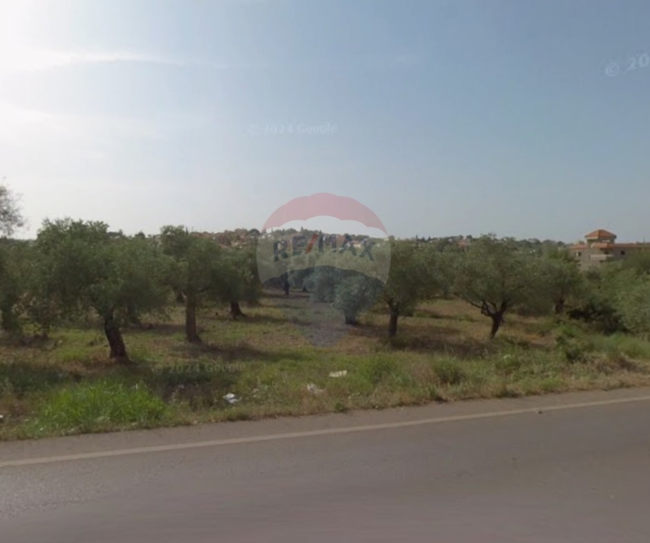 R9-3426 Land for Sale in Btourram Koura – 1,391 m²أرض للبيع في بطرام الكورة – 1,391 م² — Photo 2 of 2