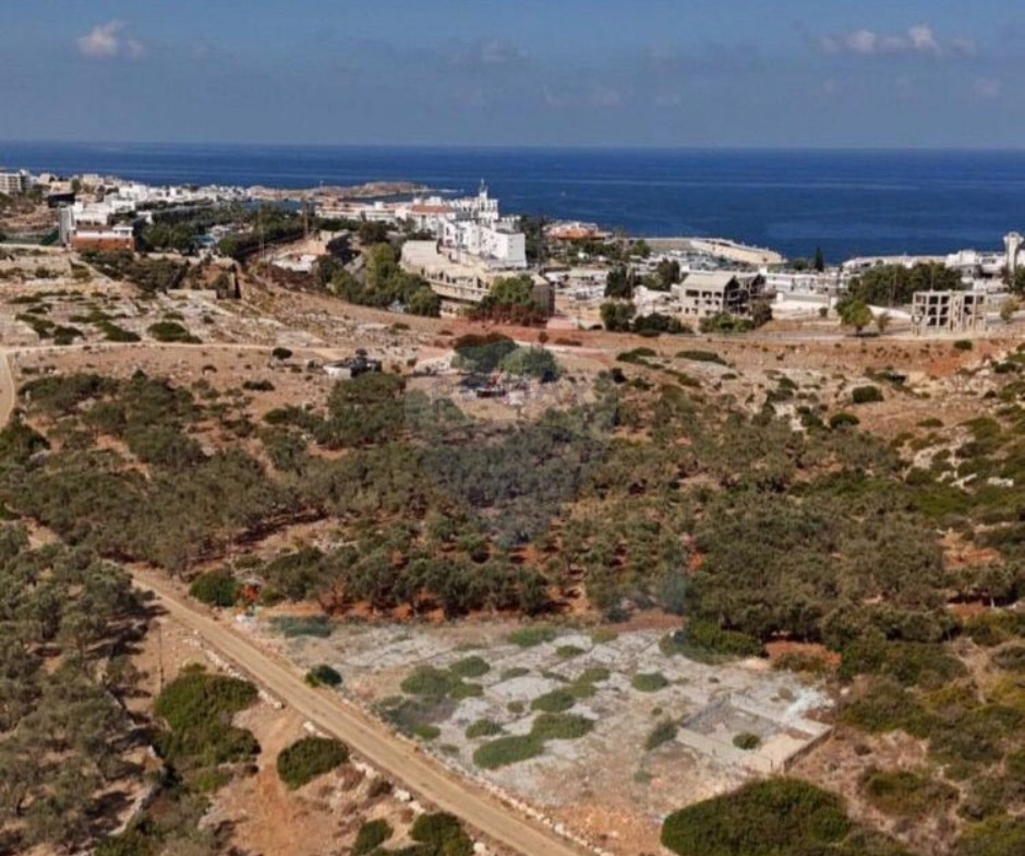 R9-3461 Land for Sale in Anfeh Hrayche Koura – 1,738 m², Zoning 20/40 أرض للبيع في أنفه حريشة الكورة – 1,738 م²، تصنيف 20/40 — Photo 2 of 2