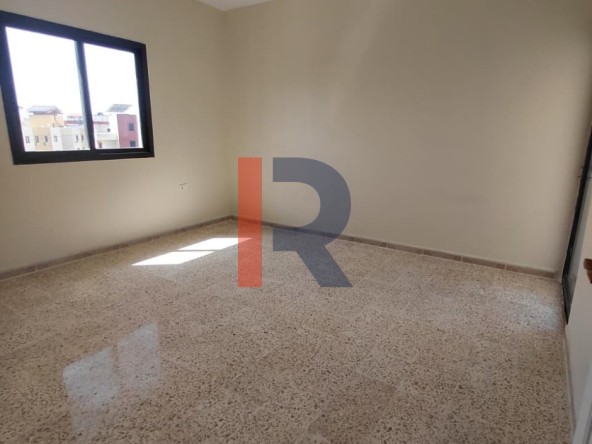 R9-3489 شقة للبيع في أبو سمرا طرابلس – 125 م² — الصورة 2 من 8