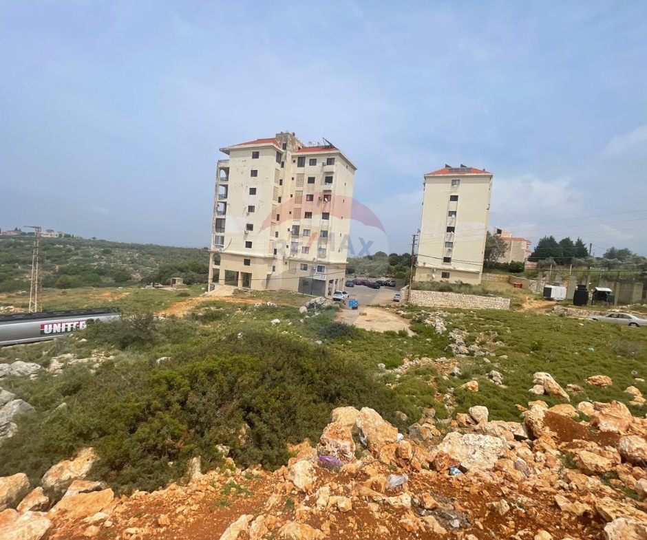 R9-3424 Land for Sale in Nakhleh Koura – 1,500 m², Zoning 25/50  أرض للبيع في نخلـه الكورة – 1,500 م²، تصنيف 25/50 — Photo 3 of 3
