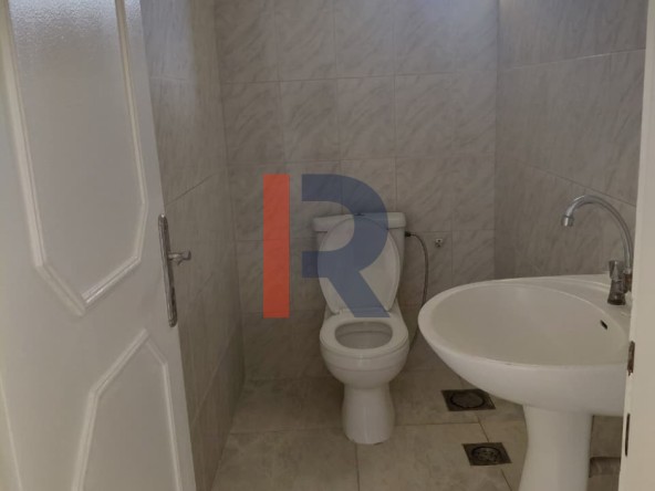 R9-3489 شقة للبيع في أبو سمرا طرابلس – 125 م² — الصورة 3 من 8