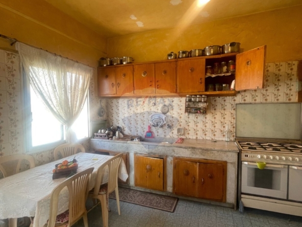 R9-3425 Apartment for Sale in Abou Samra Rawdat Zaytoun – 200 m²شقة للبيع في أبو سمرا روضة الزيتون – 200 م² — Photo 4 of 12
