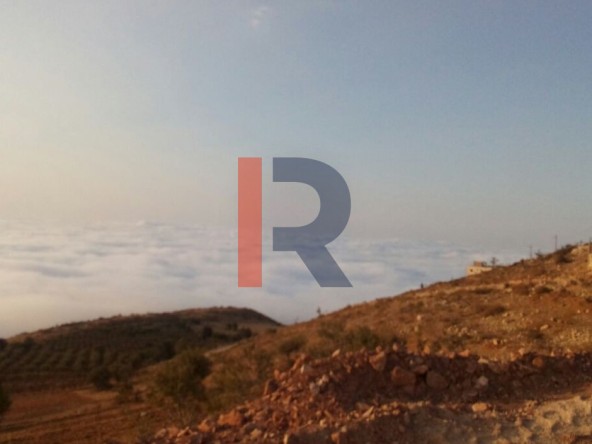 R9-3468 أرض للبيع في بقاع صفرين جرد النجاص – 1,887 م² — الصورة 4 من 6