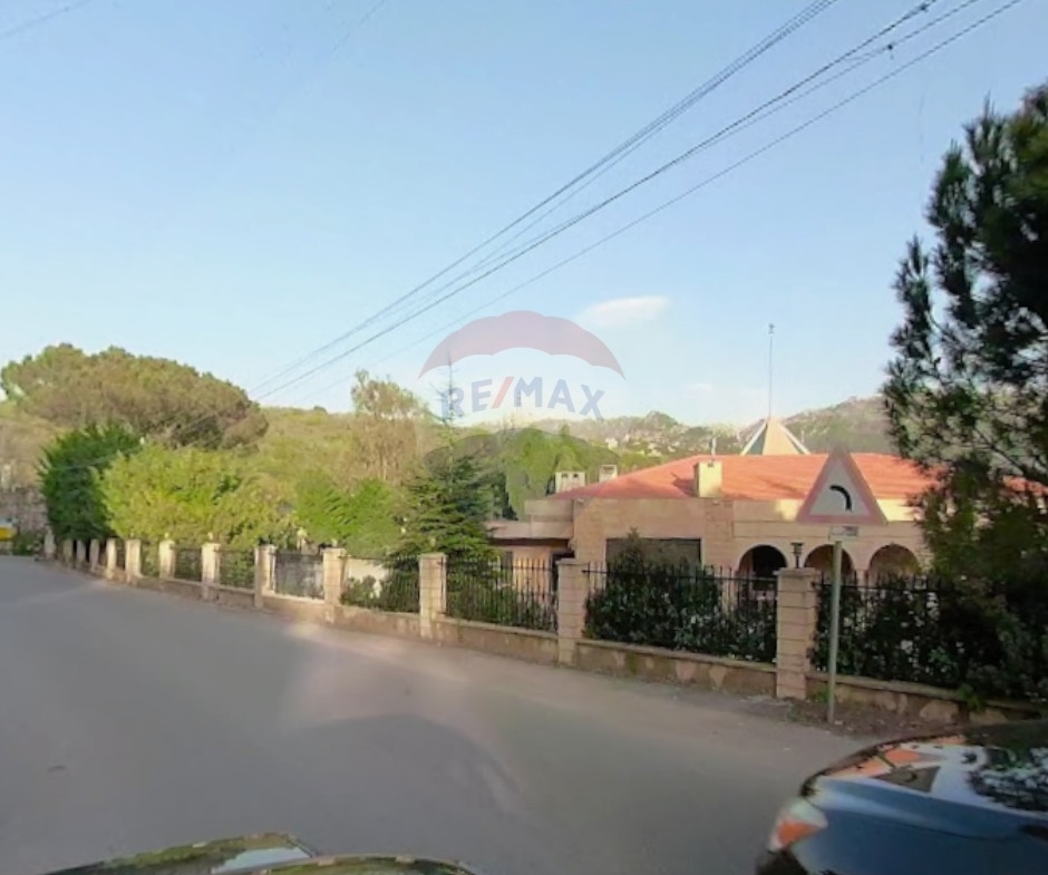 R9-3464 Land for Sale in Ghineh Keserwan – 1,300 m², Zoning 20/40 أرض للبيع في الغينة كسروان – 1,300 م²، تصنيف 20/40 — Photo 4 of 4