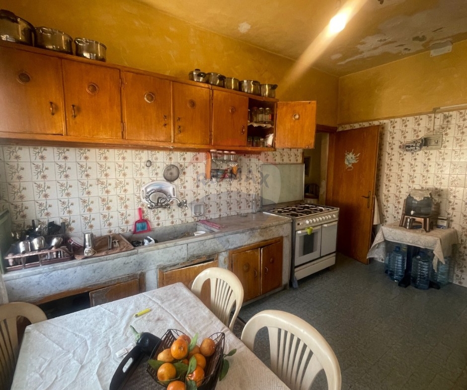 R9-3425 Apartment for Sale in Abou Samra Rawdat Zaytoun – 200 m²شقة للبيع في أبو سمرا روضة الزيتون – 200 م² — Photo 5 of 12