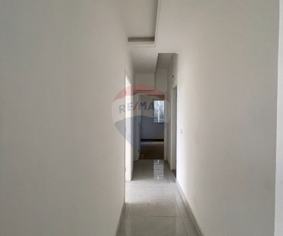 R9-3439 Apartment for Sale in Nakhleh Koura – 135 m²شقة للبيع في نخلـه الكورة – 135 م — Photo 6 of 12