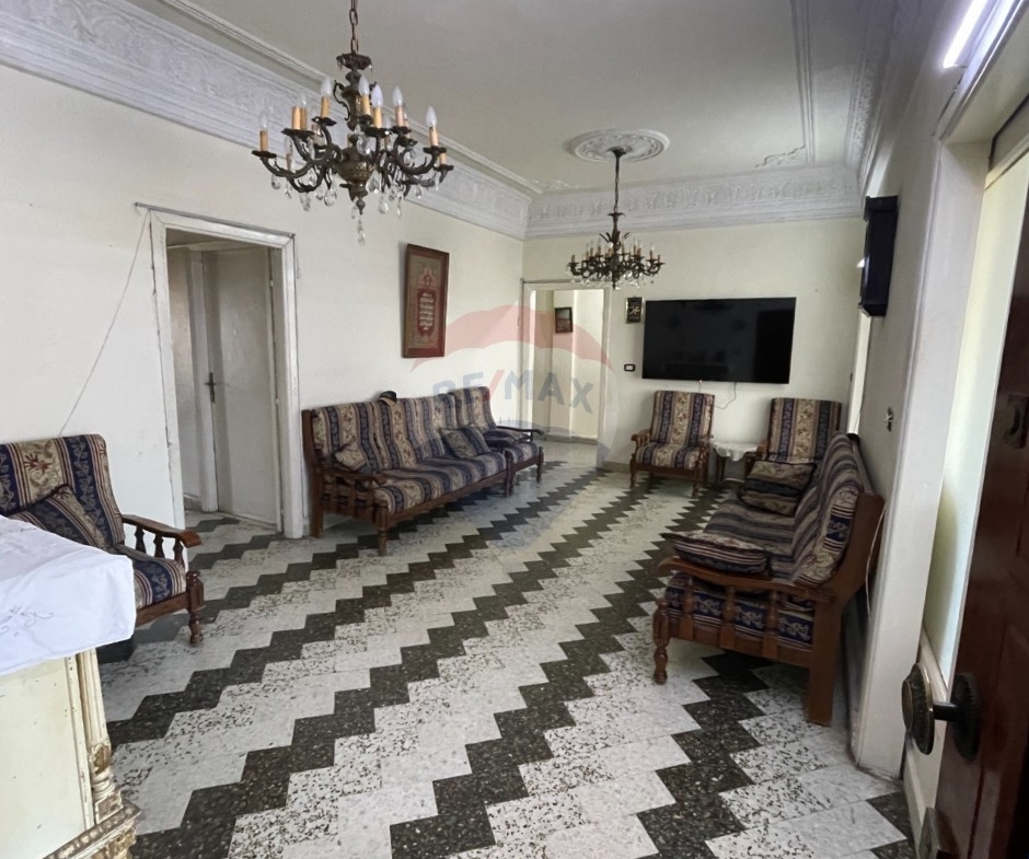 R9-3484 Apartment for Sale in Mina, Port Said Street – 160 m²شقة للبيع في الميناء، شارع بورسعيد – 160 م² — Photo 7 of 18