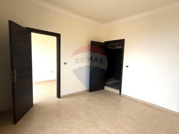 R9-3491  Villa for Sale in Jbeil – 410 m²فيلا للبيع في جبيل – 410 م² — Photo 4 of 10