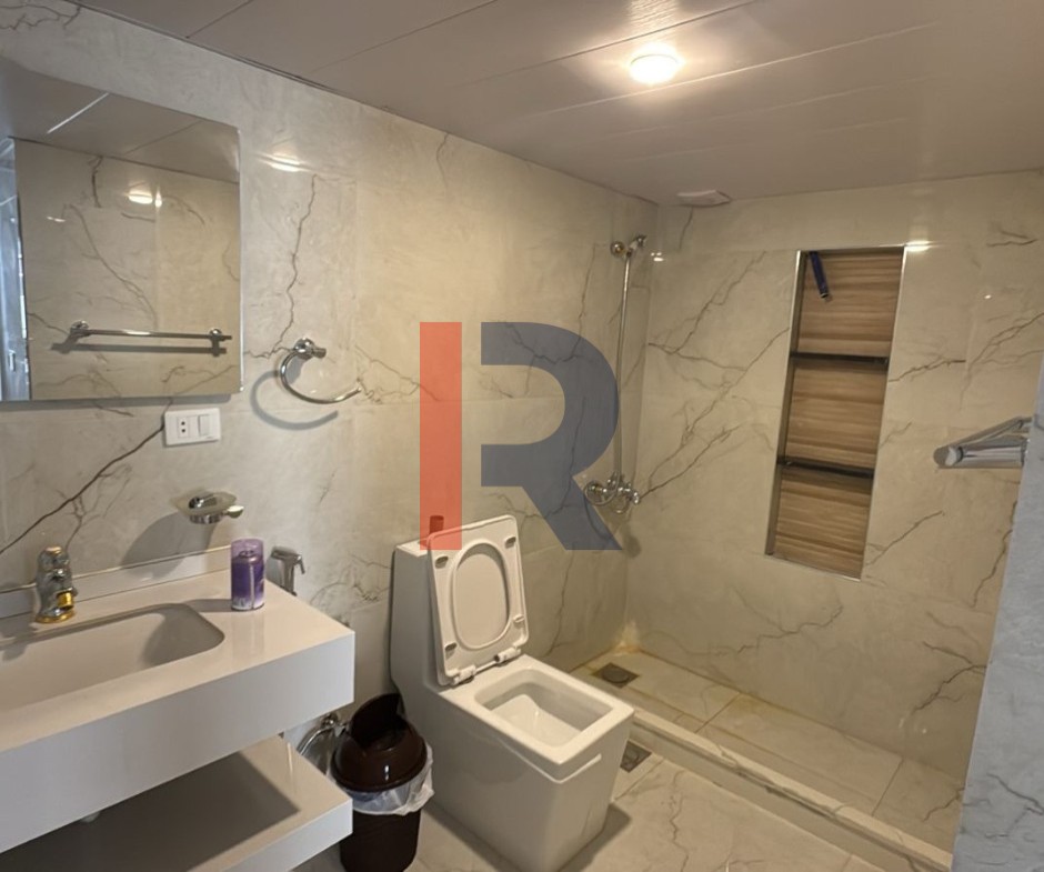 R9-3669 Apartment for Rent in Maarad Ring – Tripoli, 500 m², Prestigious Zoneشقة للإيجار في المعرض رينغ طرابلس – 500 م²، منطقة راقية جدًا — Photo 2 of 15