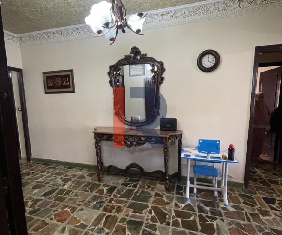 R9-3660 شقة للبيع في ساحة النجمة طرابلس – 160 م² سوبر ديلوكس — الصورة 10 من 12
