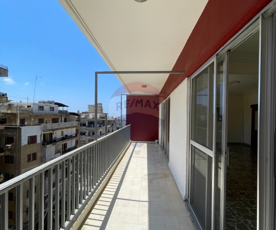 R9-3664 Apartment for Rent in Abou Samra – Hawooz Street, Tripoli, 170 m²شقة للإيجار في أبو سمرا شارع الحاووز طرابلس – 170 م² — Photo 10 of 12