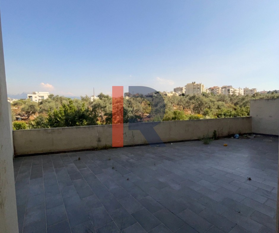 R9-3538 شقة للبيع في برسا الكورة – 150 م² + تراس، الطابق الأرضي — الصورة 12 من 13