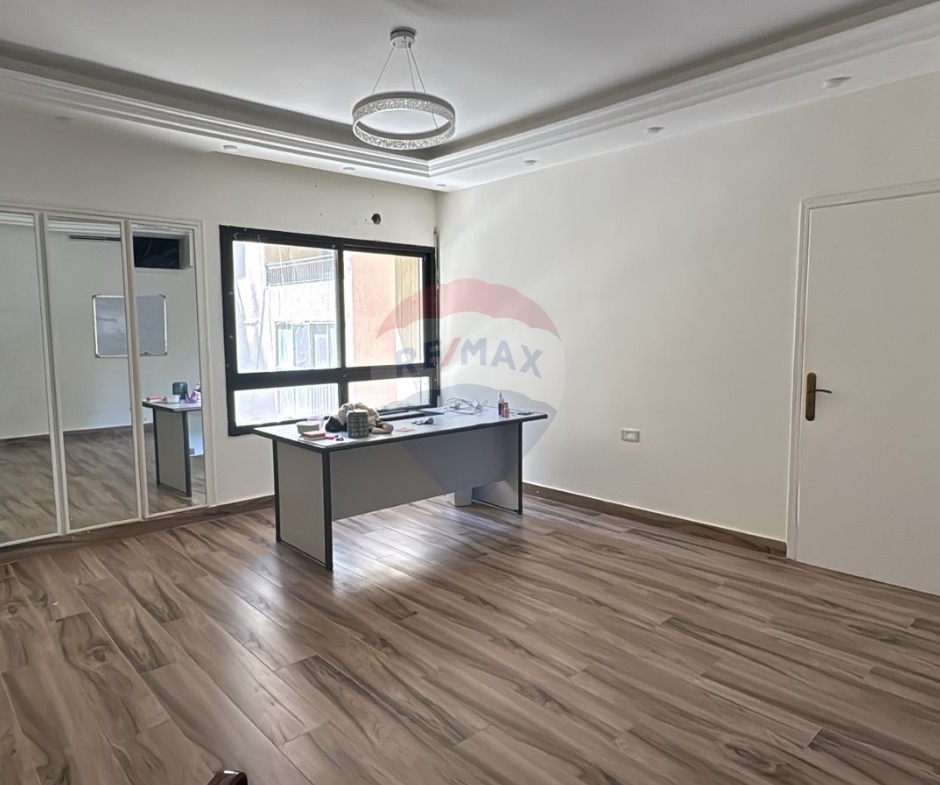 R9-3669 Apartment for Rent in Maarad Ring – Tripoli, 500 m², Prestigious Zoneشقة للإيجار في المعرض رينغ طرابلس – 500 م²، منطقة راقية جدًا — Photo 12 of 15