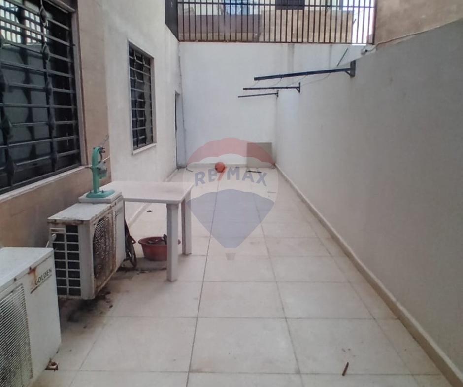 R9-3608 Apartment for Sale in Al-Samriyeh – Koura, 180 m², Ground Floor with Terraceشقة للبيع في السامرية الكورة – 180 م²، الطابق الأرضي مع تراس — Photo 14 of 16