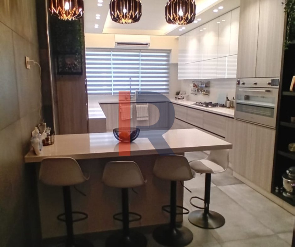 R9-3602 Luxury Apartment for Sale in Maarad – Tripoli, 315 m²شقة فاخرة للبيع في المعرض طرابلس – 315 م² — Photo 14 of 17