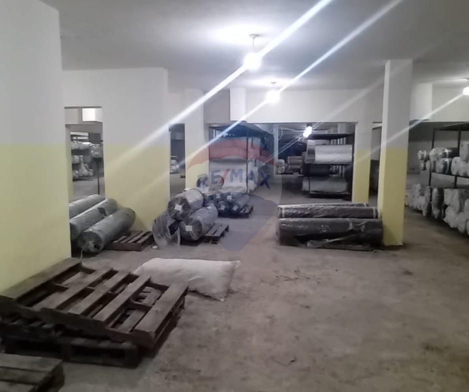 R9-3622 Warehouse for Sale in Thaqafa Street – Tripoli, 1350 m²مستودع للبيع في شارع الثقافة طرابلس – 1350 م² — Photo 2 of 8