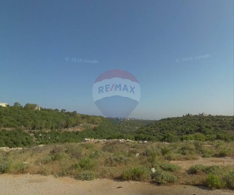 R9-3654 Land for Sale in Nakhleh – Koura, 1532 m² Residential, Villa Areaأرض للبيع في نخلة الكورة – 1532 م² سكنية، منطقة فلل — Photo 2 of 4
