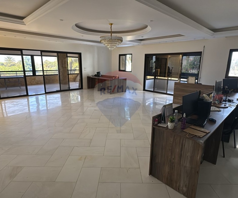 R9-3669 Apartment for Rent in Maarad Ring – Tripoli, 500 m², Prestigious Zoneشقة للإيجار في المعرض رينغ طرابلس – 500 م²، منطقة راقية جدًا — Photo 3 of 15
