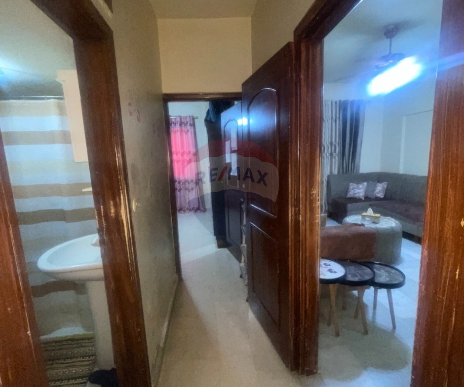 R9-3676 Apartment for Sale in Abou Samra – Tripoli, 93 m²شقة للبيع في أبو سمرا طرابلس – 93 م² — Photo 2 of 9