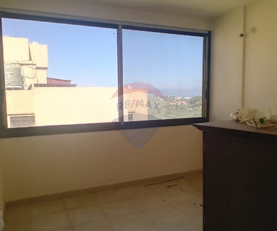R9-3541 Apartment for Rent in Barsa – Koura, 130 m²شقة للإيجار في برسا الكورة – 130 م² — Photo 2 of 6